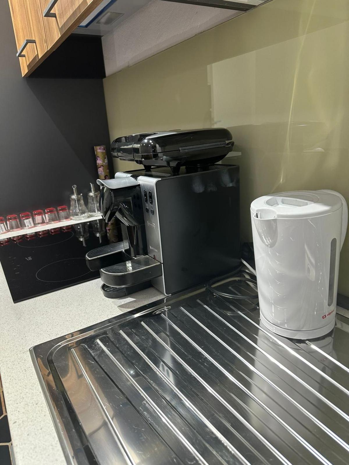 Park View Central Apartment 티라나 외부 사진
